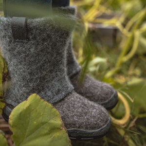 READY to SHIP in size EU 27/Us toddler 10.5 Kids' boots from grey organic wool with durable rubber soles image 3