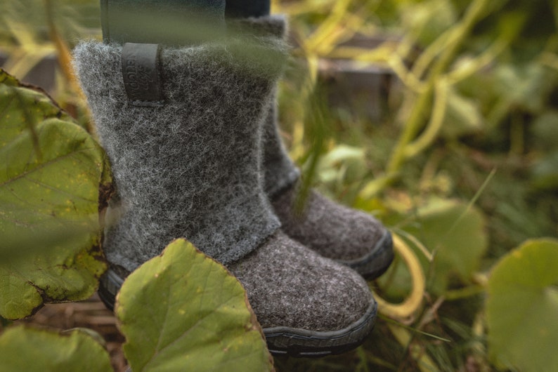 READY to SHIP in size EU 27/Us toddler 10.5 Kids' boots from grey organic wool with durable rubber soles image 3