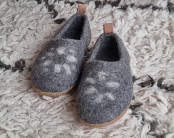 Felted wool clogs grey Lithuanian Star - handmade organic wool felt slippers - all sizes made to order