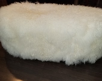 Oval Fur Ottoman Mongolian Lamb Sheepskin Fur