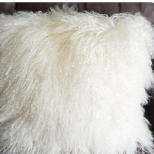12&quot; Mongolian Lamb Fur  Natural White  Decorative Modern Contemporary Fur Pillow