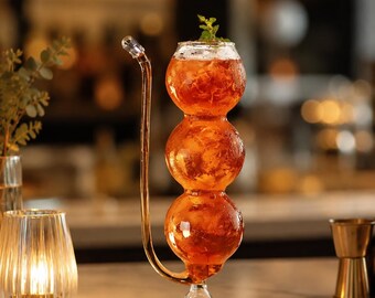 Creatieve cocktailglazen, gekonfijte meidoornglazen. Uniek drinkgerei voor thuisbar en entertainment