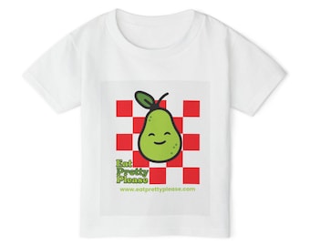 Cute Pear Graphic toddler T-shirt | More Pretty Food Por Favor design