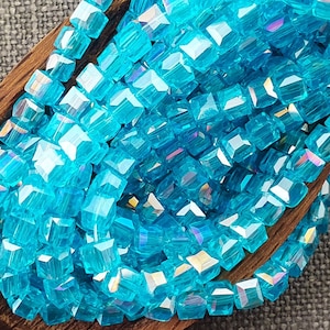 4 mm Sparkling Cube Beads 4mm (50) Blue faceted glass small spacer 4 mm 4mmbeads czechbeads