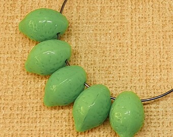 Cuentas de vidrio checo de limón: cuentas de frutas de lima y amarillo, 14 mm (12 piezas)