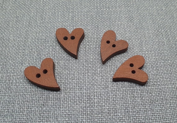 50Pcs Handmade Heart Wood Buttons Natural Color Hand Made