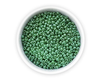 Czech seed beads size 10/0 20g Opaque green luster shimmer Preciosa rocailles NR 331-19001-58250