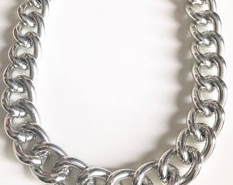 bulky silver necklace