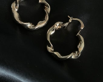 Gold hoop earrings, Medium Thick ovale creolen hoops,  twist hoop earrings, Gift for her, gold vintage hoops chunky gold hoops earrings