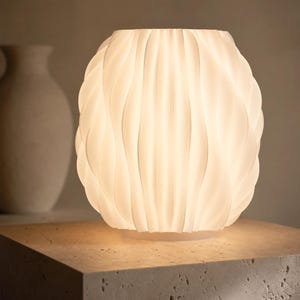 3D Printed Wavy Table Lamp, White Bedside Light with Soft Warm Glow
