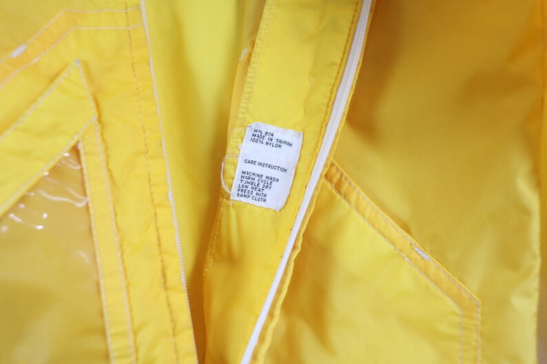 vintage 60s 1970s yellow & white unique MOTO biker nylon jacket vintage jacket coat men's size small image 3