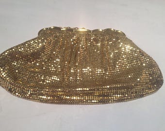 Mid Century Whiting & Davis 2924 Gold Mesh Kiss Lock Purse Mirror Bag USA- Clean