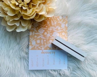 Las Flores 2023 Calendar with Wood Stand