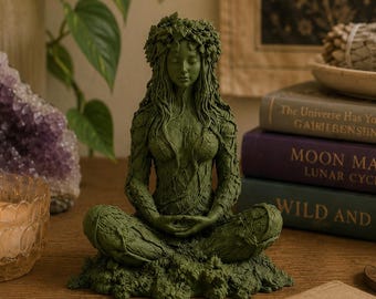 Grüne Göttinnenstatue – Erdgeistfigur für Meditationsaltar und Naturdekoration