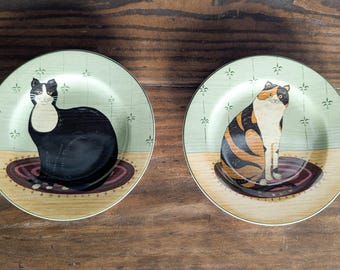 Set aus zwei Warren Kimble „Cat Collection“ Steingut-Salat-/Desserttellern, hergestellt von Sakura