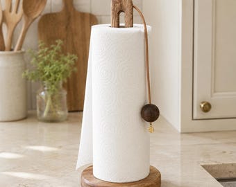 Soporte rústico de madera para toallas de papel / Soporte independiente para rollos de papel de cocina / Dispensador decorativo de toallas reutilizables