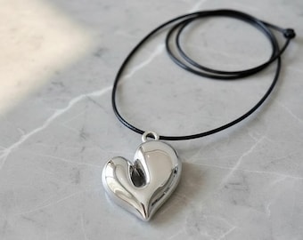 Collar con colgante de corazón vintage, gargantilla con estética Y2K, collar romántico de estilo coreano.