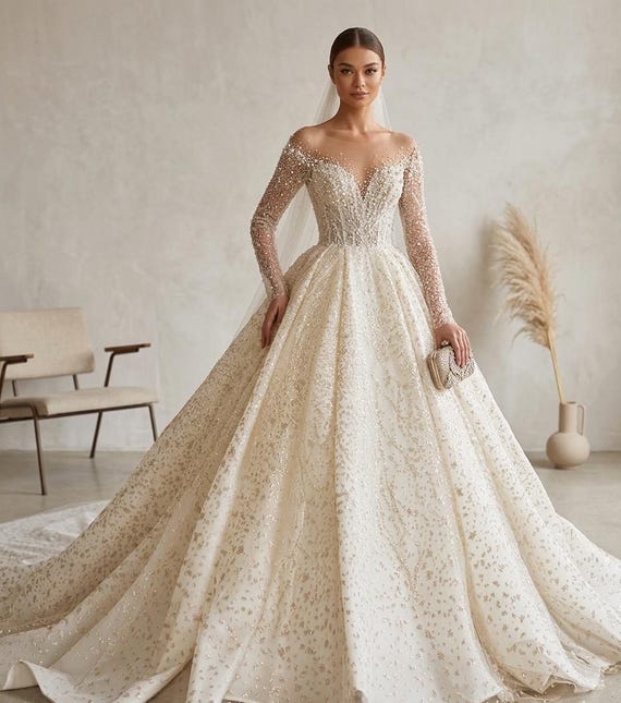 Sparkling Beaded Princess Wedding Dress: Luxury Ball Gown Bridal Gown