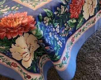 Vintage Floral Cotton Rectangle Tablecloth White Blue Pink Floral 81"x59" Clean.