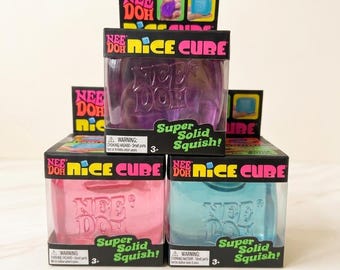 Sensory Fidget Cube, Stress Relief Desk Toy, Soft Anxiety Squeeze Toy for Adults