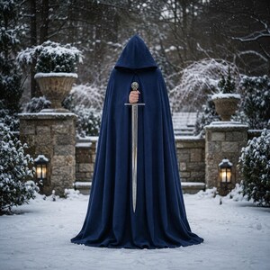 Tovenaarsmantel van puur wol, marineblauwe middeleeuwse cape met capuchon voor volwassenen, geschikt voor cosplay en LARP.