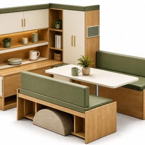 Könnte beinhalten: Ein modernes Küchen- und Esszimmer-Set mit hellen Holzschränken und weißen und olivgrünen Akzenten. Das Set umfasst einen Eckschrank, Regale, einen Tisch und eingebaute Bänke mit olivgrünen Kissen. Dekorative Pflanzen und Geschirr sind ausgestellt.