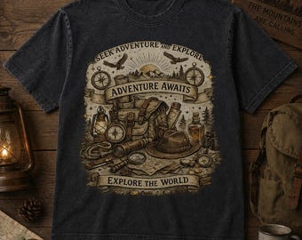 L'aventure vous attend en PNG, cherchez l'aventure et explorez le design, chemise de camping vintage PNG, graphique d'explorateur en plein air, téléchargement par sublimation de randonnée