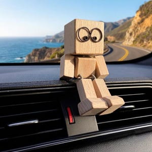 Cute Wooden Swing Leg Robot Car Air Vent Decor – Handcrafted Wood Dashboard Ornament – Funny Bobble Figurine – Creative Gift for Car Lovers