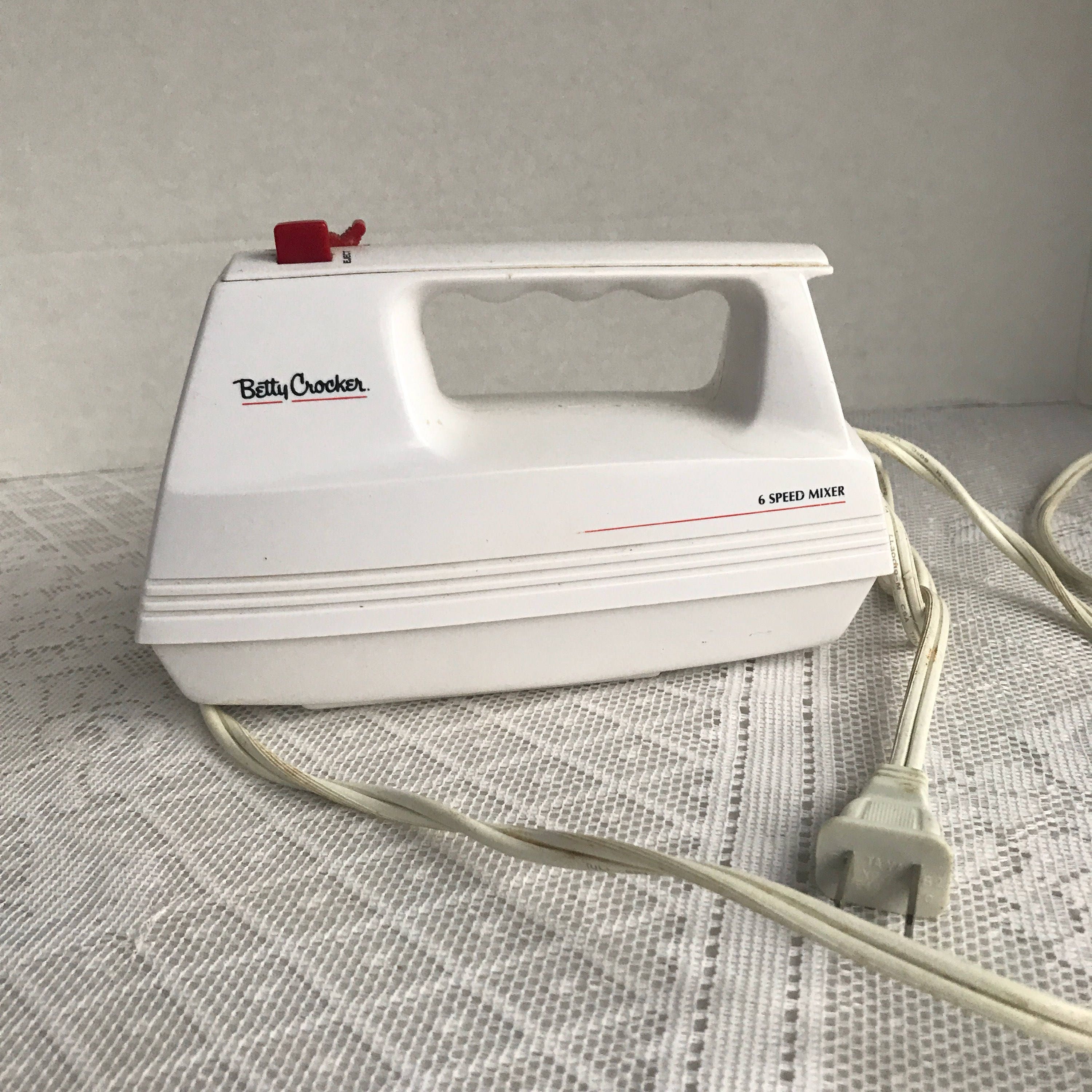 betty crocker hand mixer