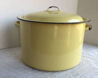 Yellow Enamelware Stock Pot with Lid / Vintage Enamel Soup Pot with Black Edge