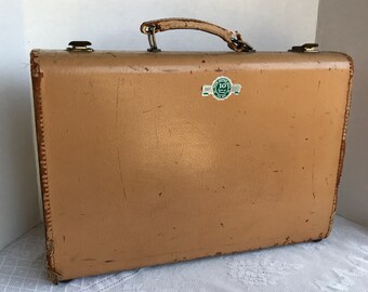 Vintage Tan Briefcase / Light Brown  Attache Case with Hanging File Pockets by Lifton