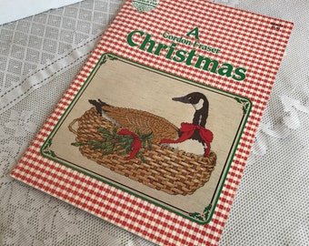 Vintage Cross Stitch Christmas Pattern Book / Vintage Cross Stitch Book by Designs by Gloria and Pat Copyright 1984