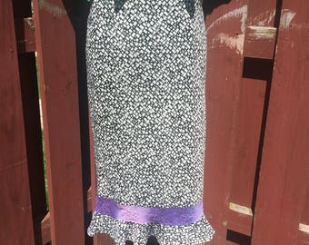 Vintage Black and White Tea Length Skirt With Purple Ribbon Trim Size Medium
