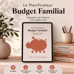 Może przedstawiać: Cyfrowy tablet wyświetlający planer budżetu rodzinnego z grafiką świnki skarbonki w kolorze terakoty. Tekst na ekranie brzmi Le Planificateur Budget Familial, Organisez vos finances, mois apr&egrave;s mois, 30 pages, Non dat&eacute;, R&eacute;utilisable.