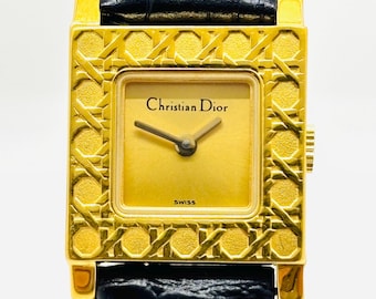 Vintage [bijna nieuwstaat] Christian Dior D60-159 dameshorloge met vergulde kast en quartz uurwerk.