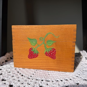 Vintage Strawberry recipe box
