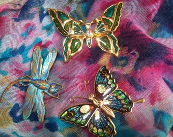 Vintage Bug Brooches, Summer Brooch Lot, 3 Insect Brooches, Enamel Butterfly Brooch, Firefly Brooch, Summer Shawl Pins