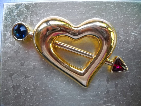 Vintage Heart Brooch,  Gold Monet Heart And Arrow… - image 2