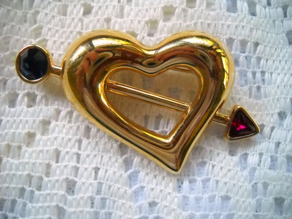 Vintage Heart Brooch,  Gold Monet Heart And Arrow… - image 3