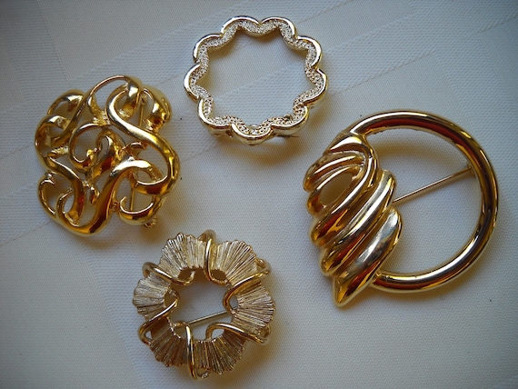 Vintage Circle Brooches, 4 Gold Brooches, Shawl P… - image 1