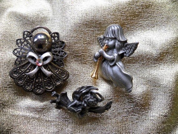 Angel brooch sale