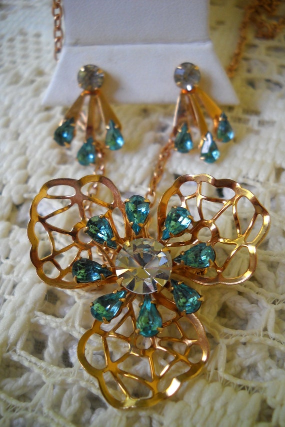 Vintage Blue Rhinestone Necklace and Earring Set,… - image 3