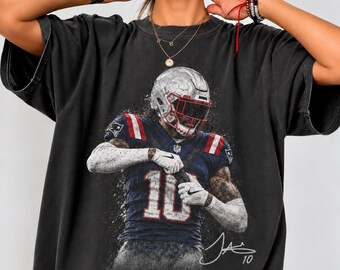 Drake Maye Vintage 90s T-Shirt, Vintage New England Patriots Football  Tee, Drake Maye 10 Graphite Shirt, Football  Fan Gift
