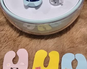 Mini silicon bib for mini baby zuru