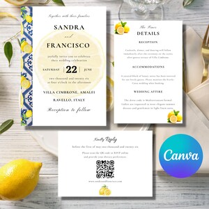 Könnte beinhalten: Ein Hochzeitseinladungs-Set mit einer großen Zitronengrafik, blau-weißen mediterranen Fliesenmustern und schwarzem Text. Das Set enthält eine Einladung, eine Detailkarte und eine Antwortkarte mit QR-Code, alles auf weißem Papier gedruckt.