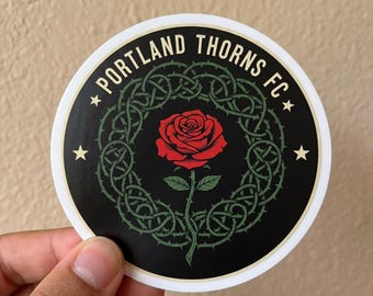 Pegatinas troqueladas con el logo del Portland Thorns FC en color rosa. Accesorios y regalos para novias. Vinilo adhesivo con el logo.