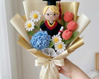 Custom Graduation Bouquet Crochet, Amigurumi Doll Bouquet, Class of 2026 Grad Gift, Crochet Flower Bouquet, Graduation Gift for Her Him