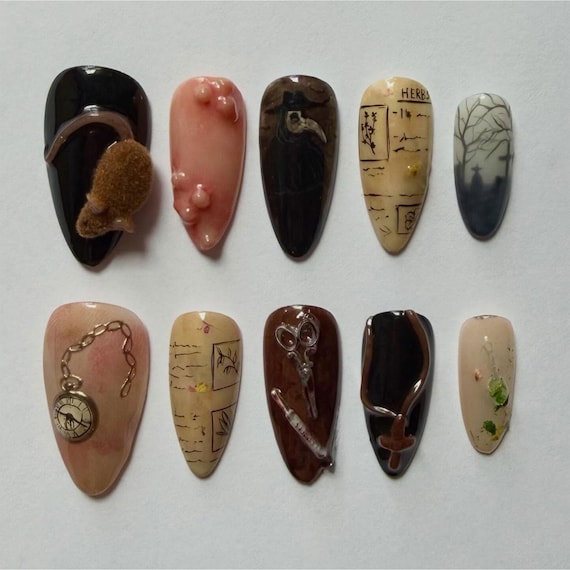 Plague Doctor Press on Nails Handmade 3D Rat Nails Luxury Medical & Buboes False Nails High Quality Hand painted Custom Dark Academia Art