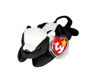Stinky the Skunk | Woodland Stinker | Mint Heart Tag TY Beanie Baby