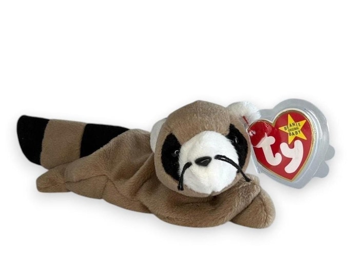 Ringo the Raccoon | Woodland Masked Bandit | Mint Heart Tag TY Beanie Baby